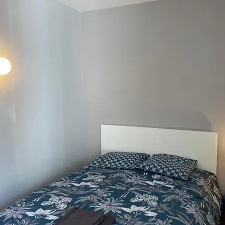 Pretty Haven Of Peace In Apartament